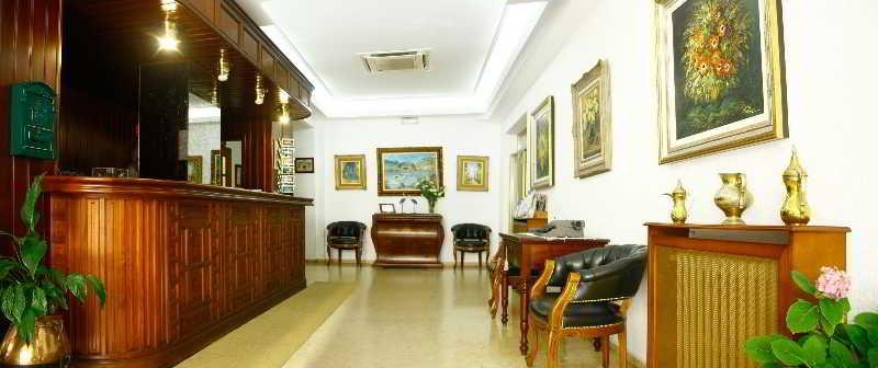 Hotel Gaya Peguera Buitenkant foto